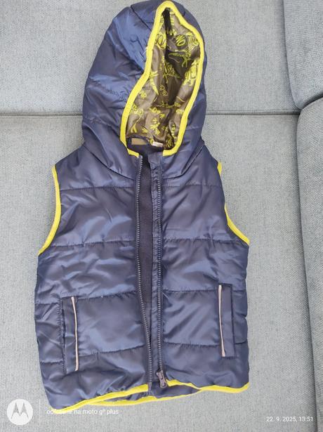 Predám vestu, lupilu,116