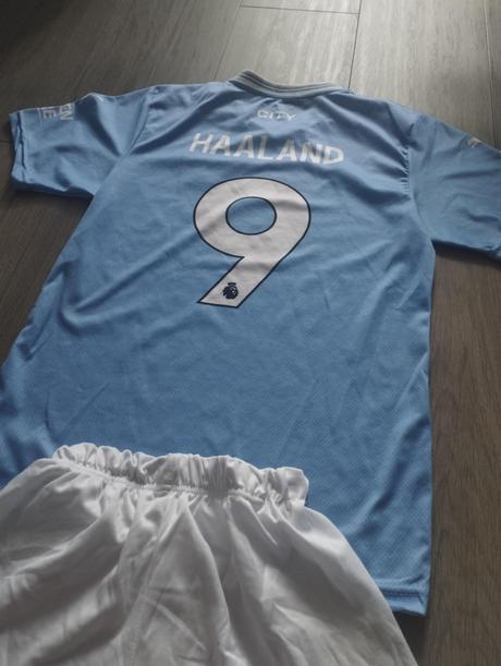 Futbalový dres, 146