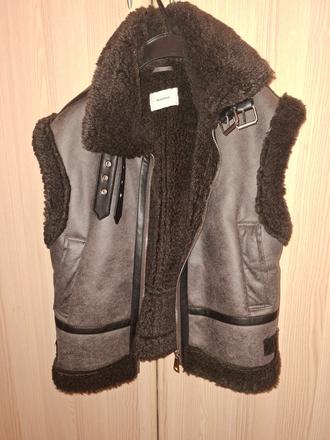 Reserved, reserved,s