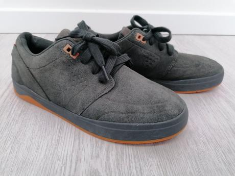 Koženné tenisky, 36