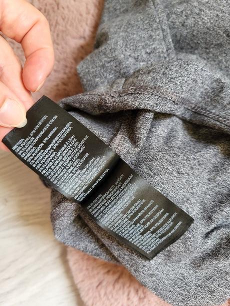 Xs priliehavé saty, h&m,xs