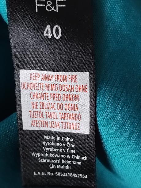 Tmavomodré saty s cipkou, f&f,40