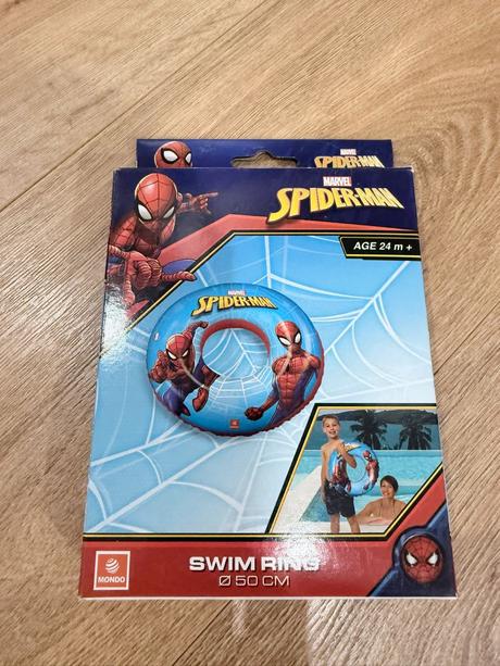 Disney rukávniky a kolesa na plávanie,