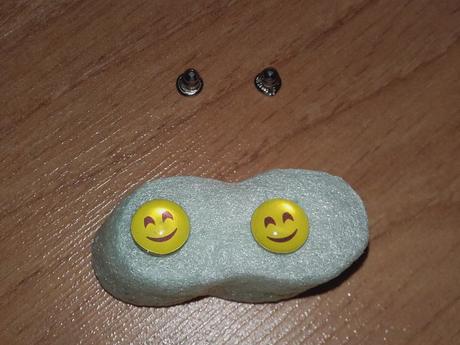 Náušnice emotikon - rôzne druhy,