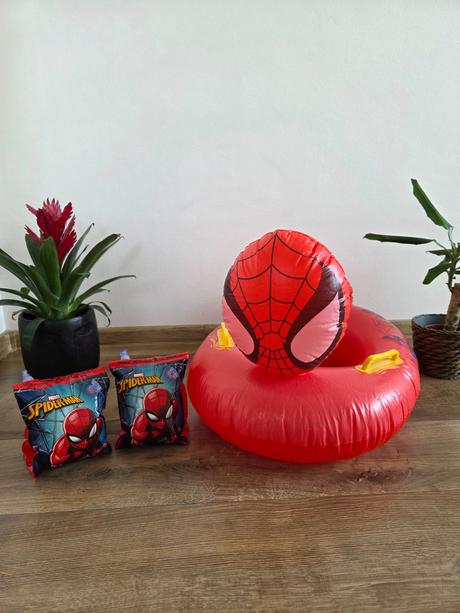 Spiderman nafukovacie koleso a rukávniky,
