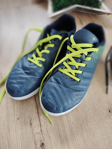 Kopačky a halovky, kipsta,35