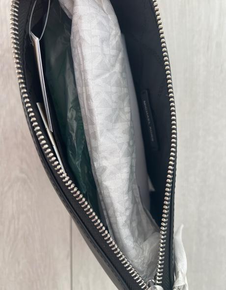 Krásna michael kors pochette kabelka, michael kors
