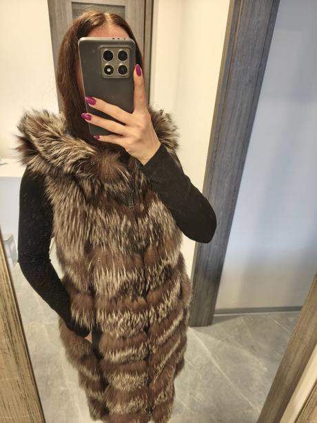 Luxusna kozusinova vesta z lisky, s