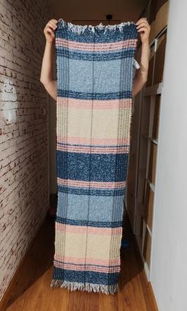 Veľký šál defacto, 