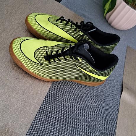 Halová obuv 40,5, nike,40