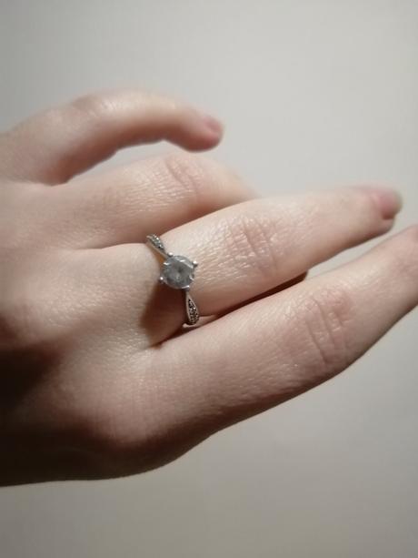 Prsteň biele zlato, 