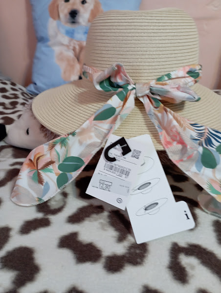 Slamený klobúk, c&a