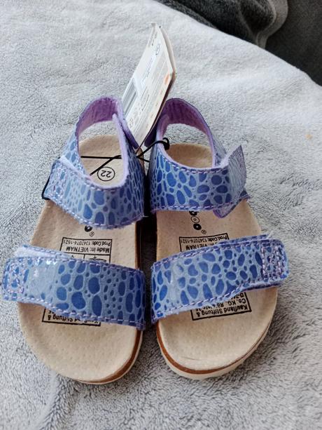 Sandaliky, kuniboo,22