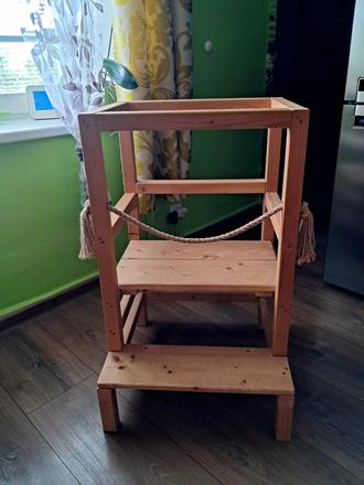 Učiaca veža / stupienok, 