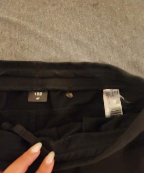 H&m kraťasy, h&m,152