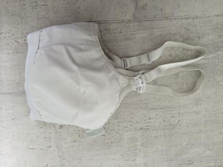 Podprsenka na kojenie, 75,b