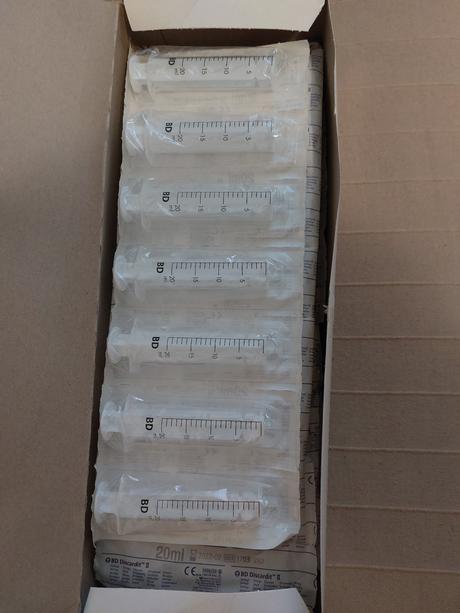 Sterilné striekačky 20ml (balík 71kusov),