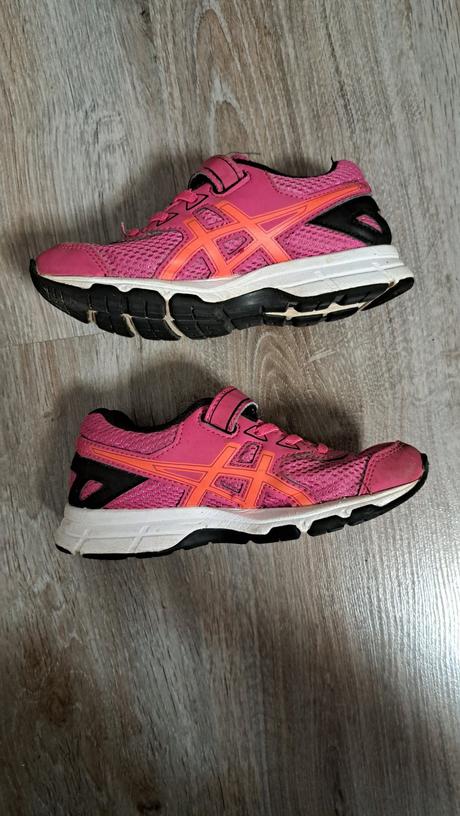 Tenisky, asics,28
