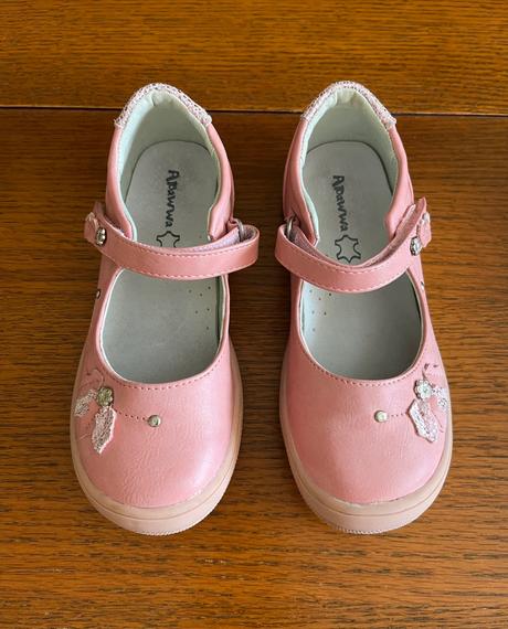 Kožené balerínky slávnostné s aplikáciami kvietkov, 30