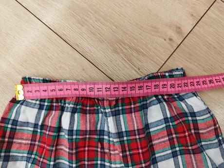 Pyžamkové nohavice, 104