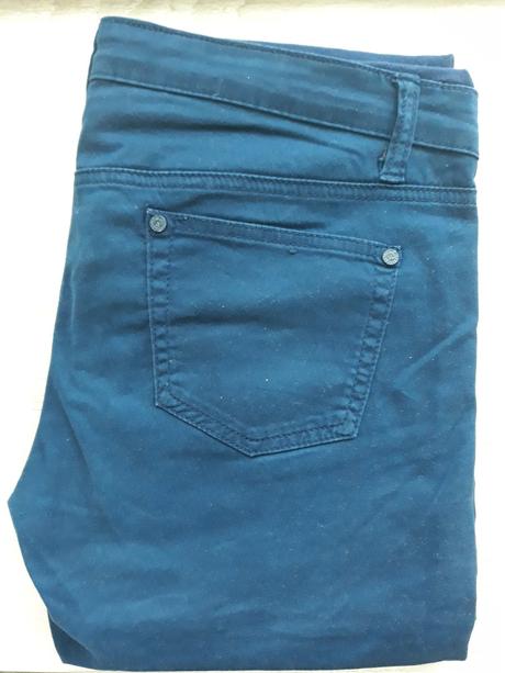 Tehotenské nohavice, 42