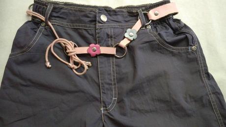 Kraťasy s opaskom, 152