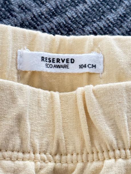 Nove pudlove tenke leginy, zn reserved, v 104, reserved,104