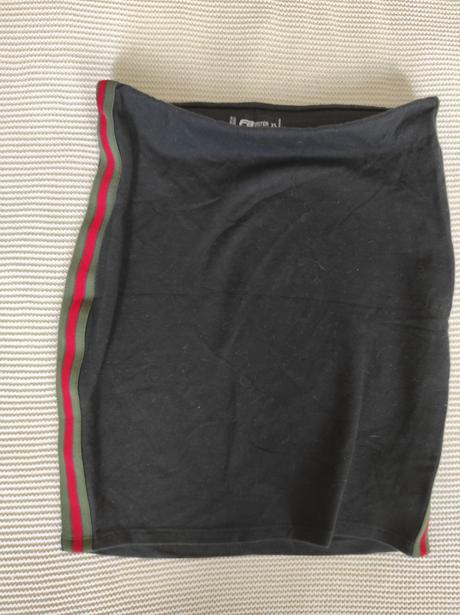 Čierna minisukňa s červeno-zeleným pásikom, fishbone,xs