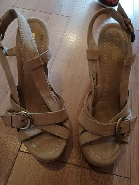 Sandálky na platforme, 37