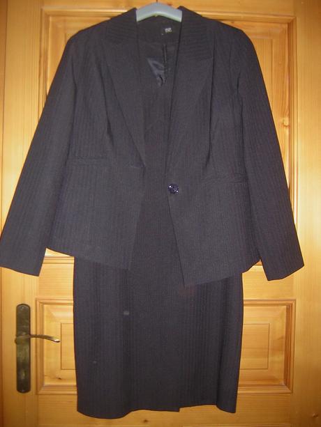 Balík elegantných dámskych vecí vel.40, 40