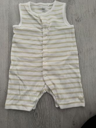 Opaľovacky, zara,62