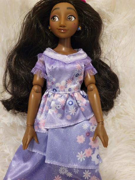 Disney isabela madrigal encanto carovny svet, 