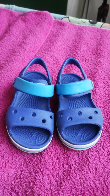 Sandále, crocs,23