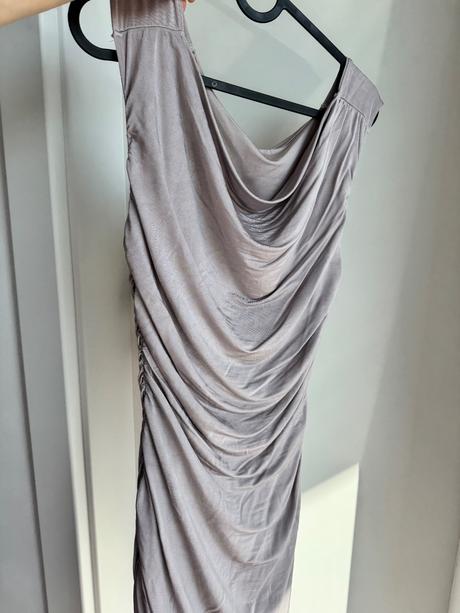 Šaty h&m nariasene, h&m,s