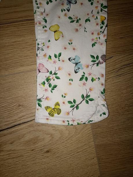 Kvetinkové nohavice, h&m,122