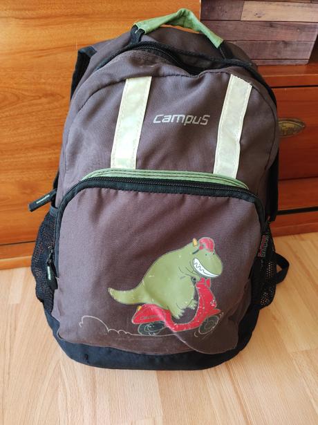 Ruksak dino, 