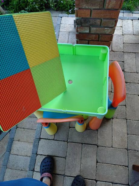Multifunkcny tega baby lego stolik + 2 stolicky, 