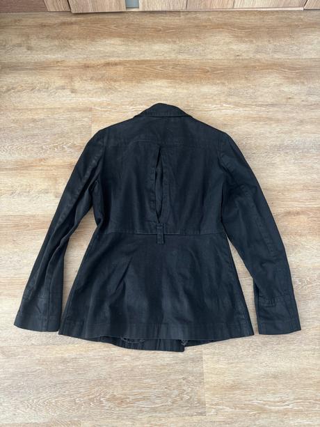 Čierny kabátik e-vie, e-vie,s