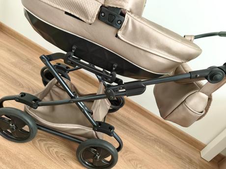 Kočík pre bábiku, 