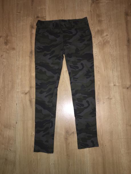 Legíny, benetton,140