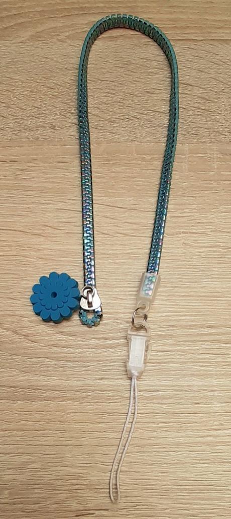 Šnúrka na krk,