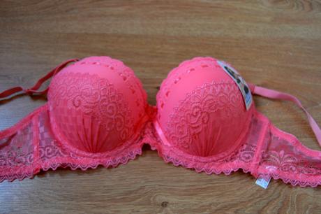 Dámska luxusná podprsenka, 70c - 95c
