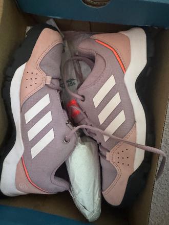 Botasky, adidas,36