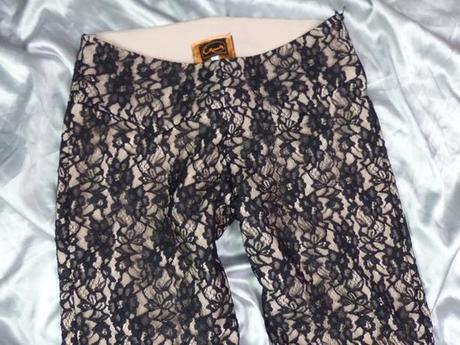 Kvalitné elegantné nohavice, s