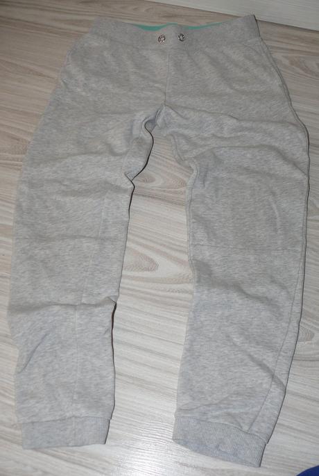 Hrubé tepláky 140/146, c&a,140