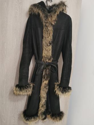 Kožuch s pravou kožušinou, s