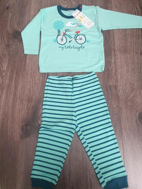 Dvojdielne pyžamko, 80