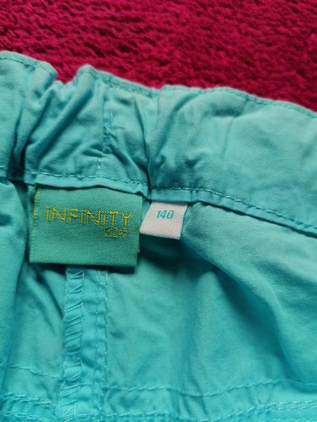 Tenšie 3/4 nohavice, 140