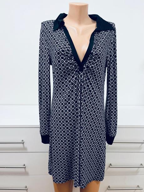 Elastické šaty vel l, l