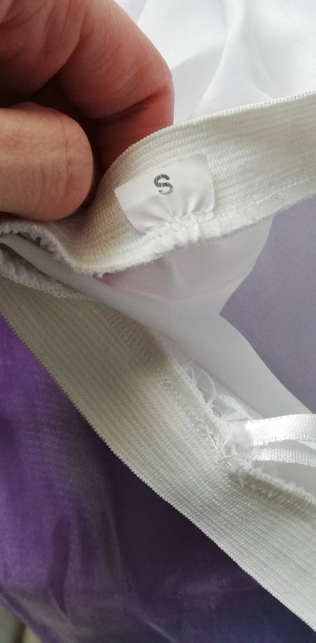 Spoločenské šaty, 36